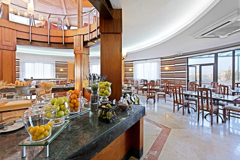 Elba Lucía Sport & Suite Hotel