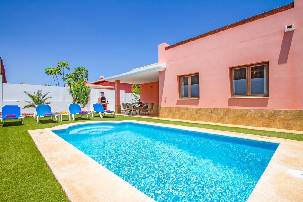 Villa Yalira