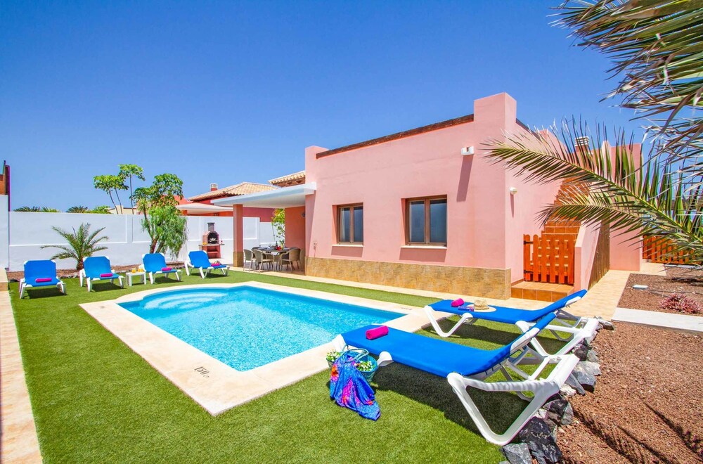 Villa Yalira