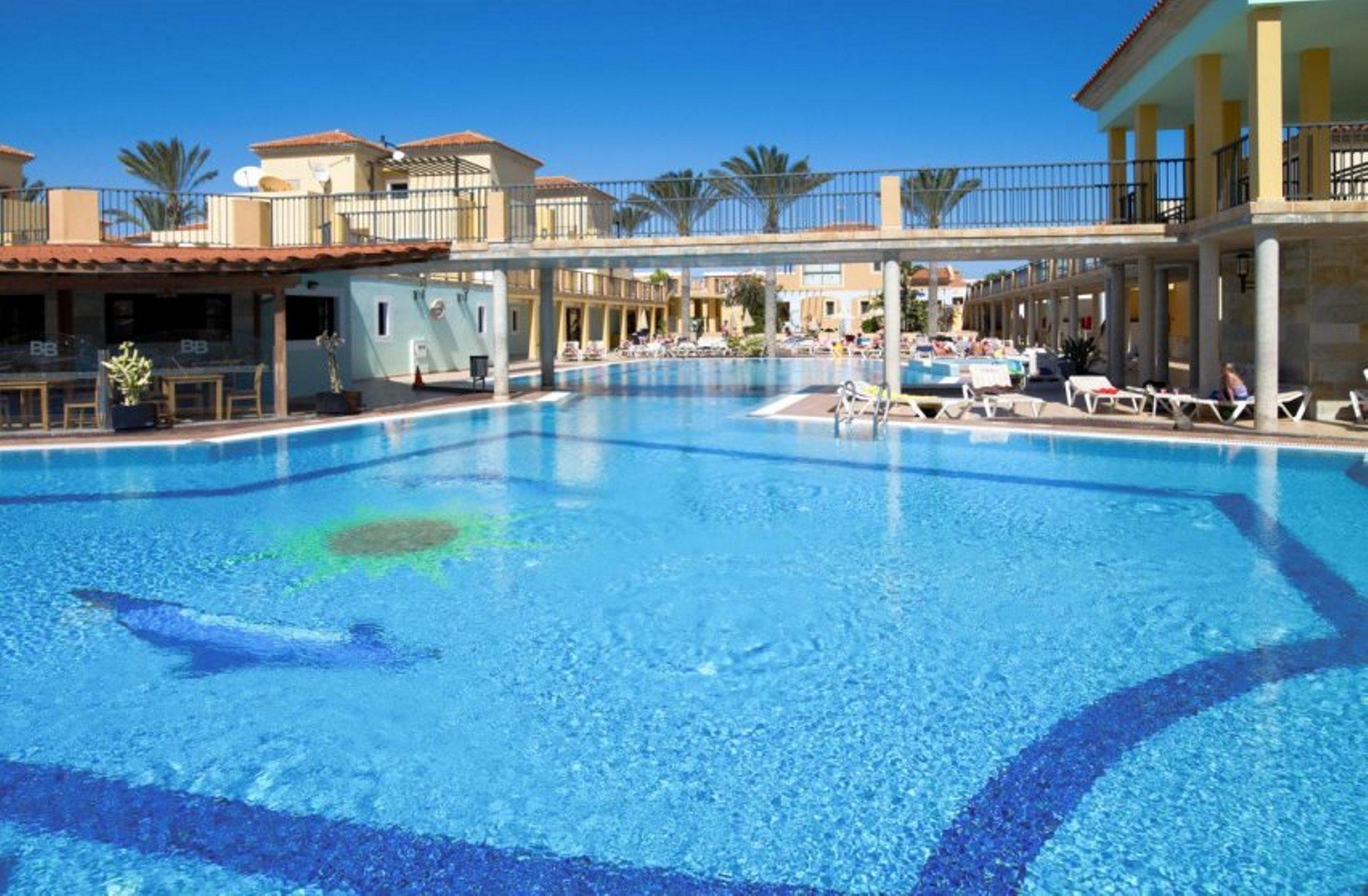 Broncemar Beach Suites Hotel