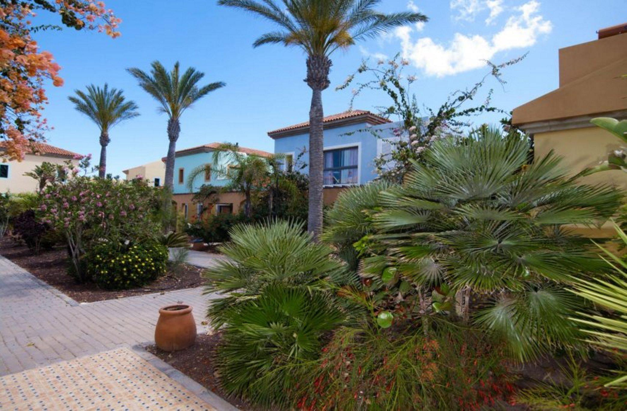 Broncemar Beach Suites Hotel