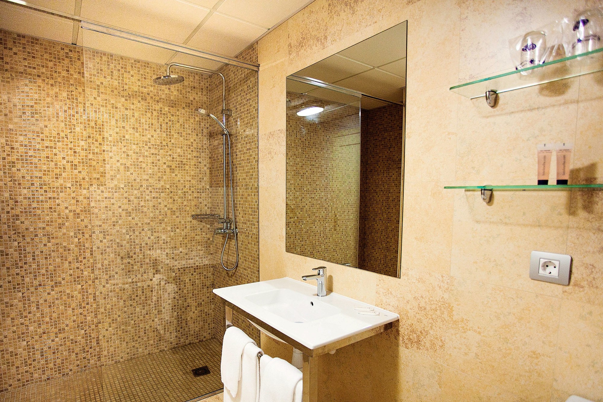 Elba Castillo San Jorge & Antigua Suite Hotel