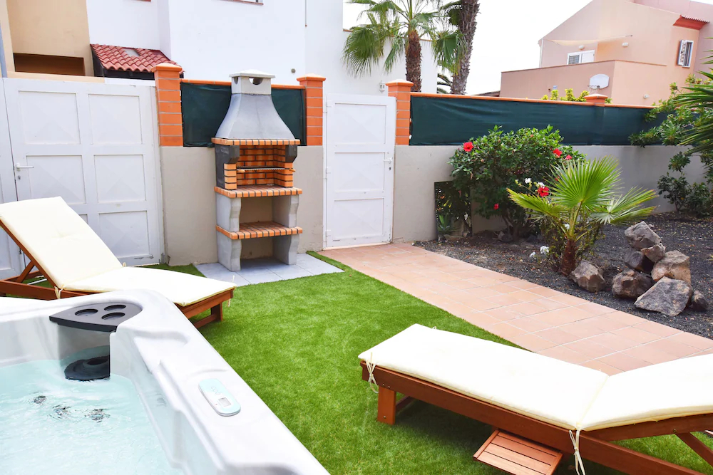 Fuerte Holiday Villa Jacuzzi & Style