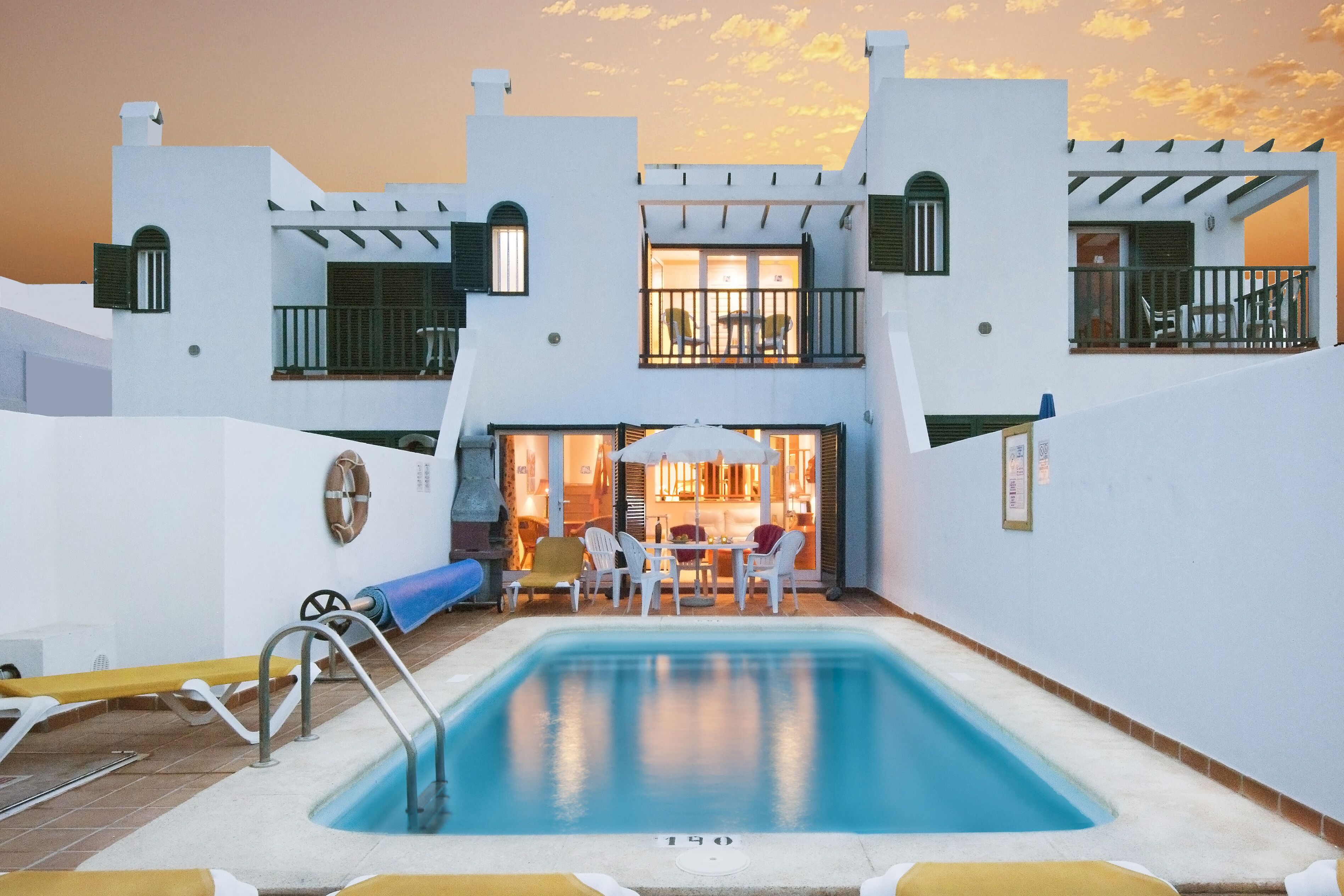 Villas Laras
