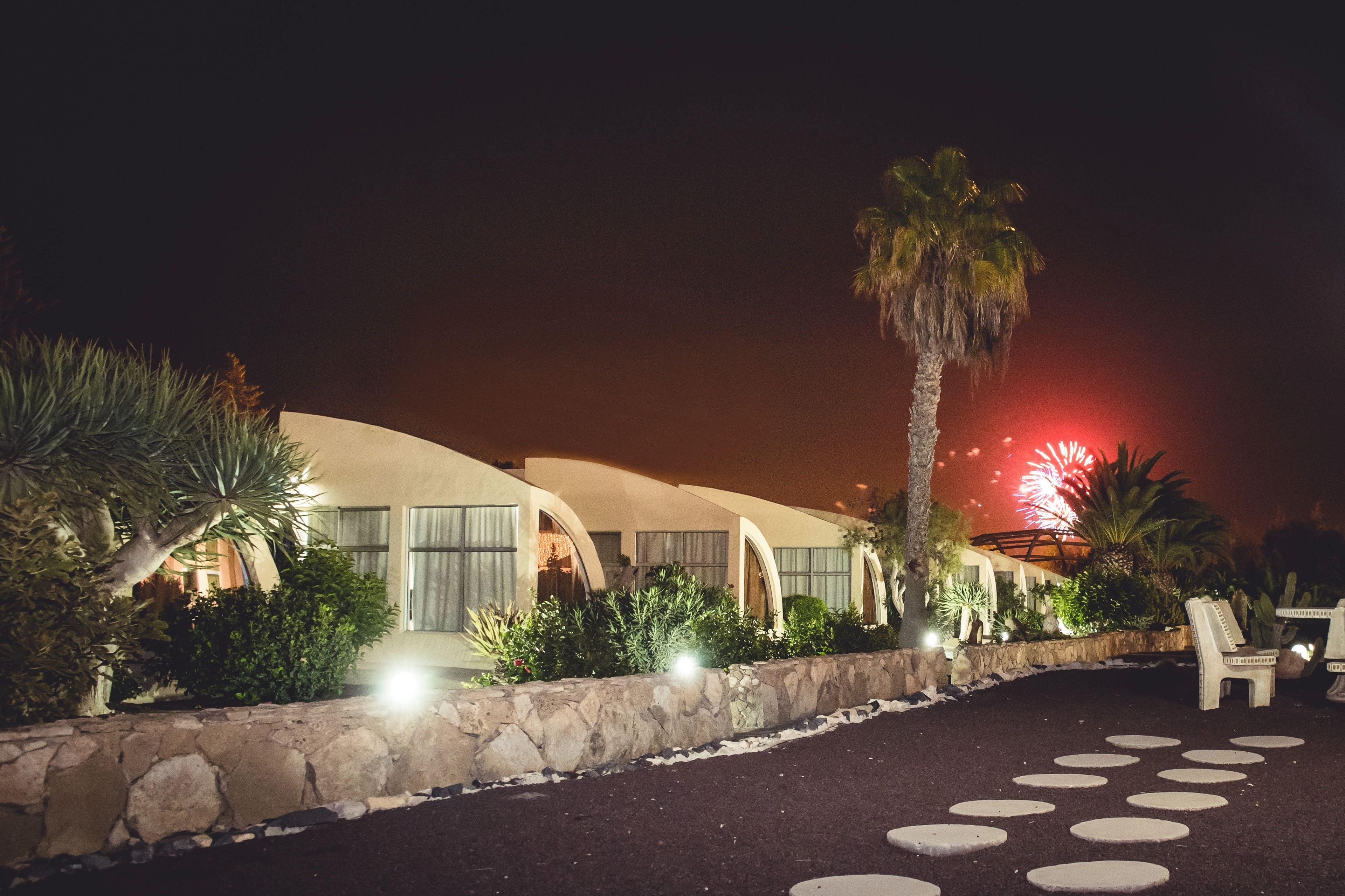 LIVVO Risco del Gato Suites