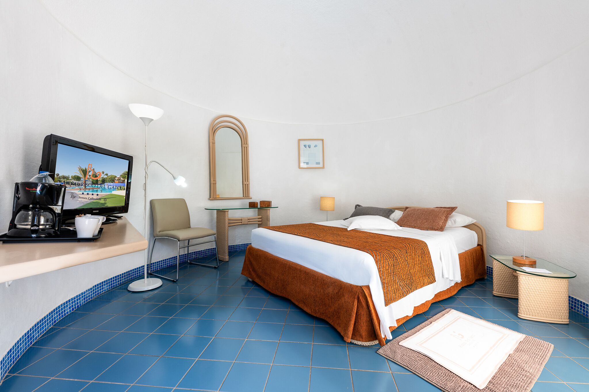 LIVVO Risco del Gato Suites