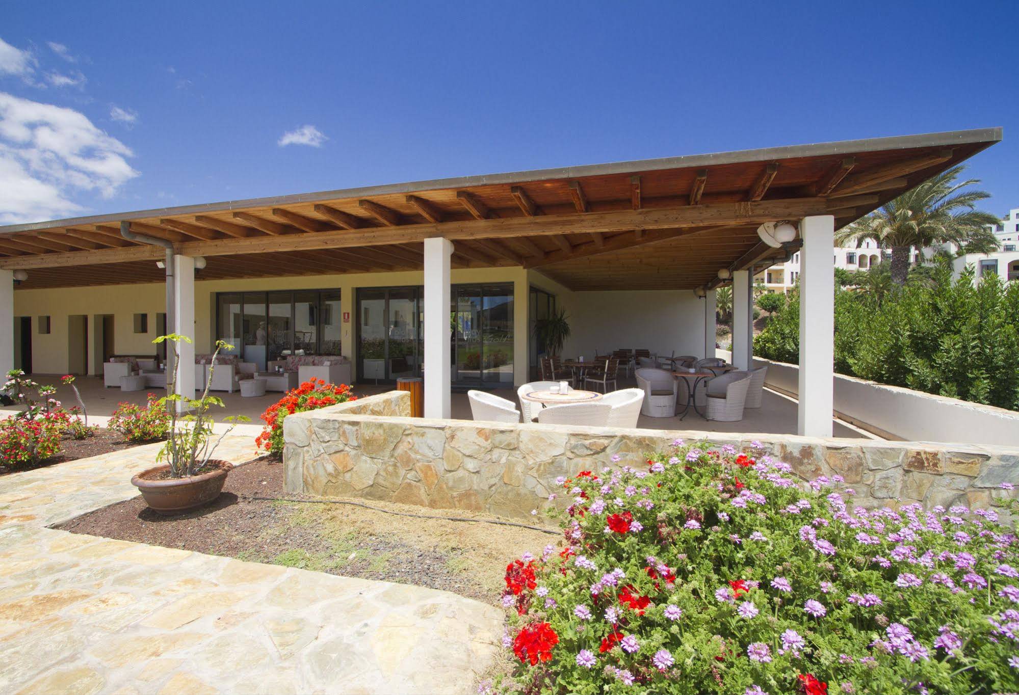 Playitas Aparthotel