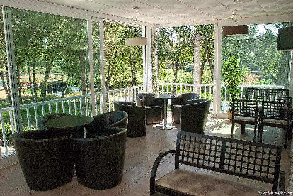 Hotel Ansuíña