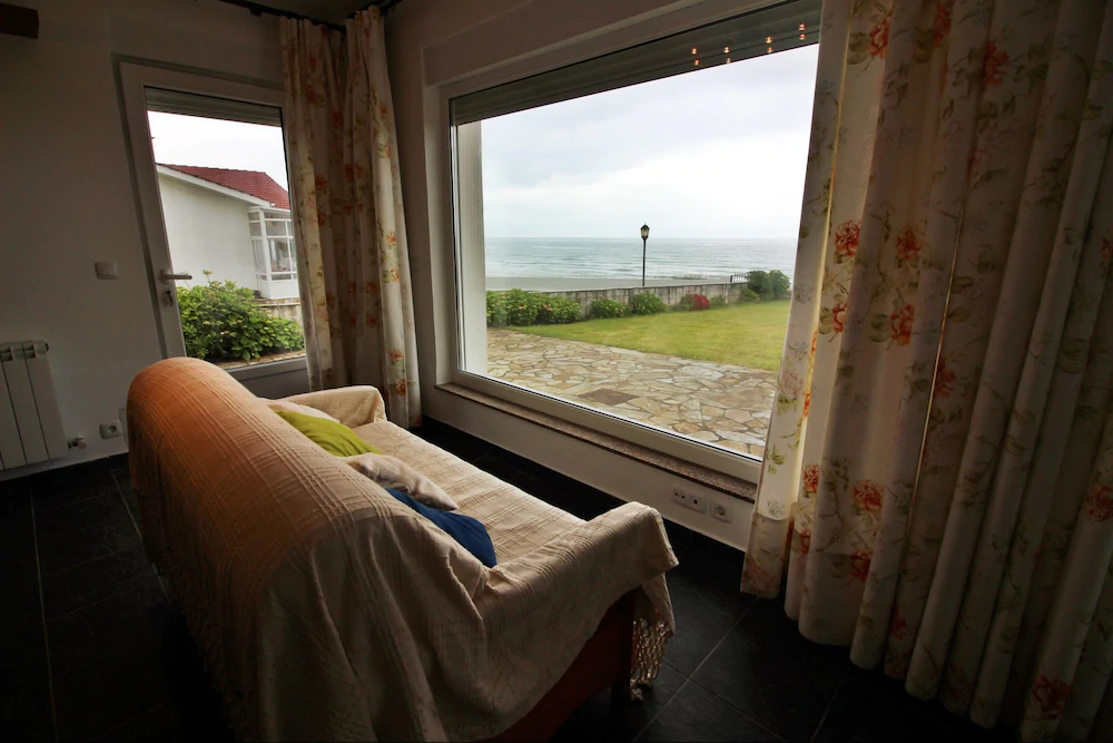 Chalet Playa De Coto Beach