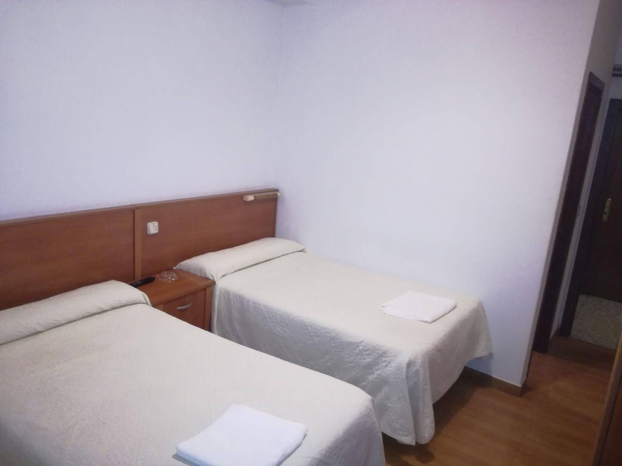 Hostal-Restaurante Trillizos