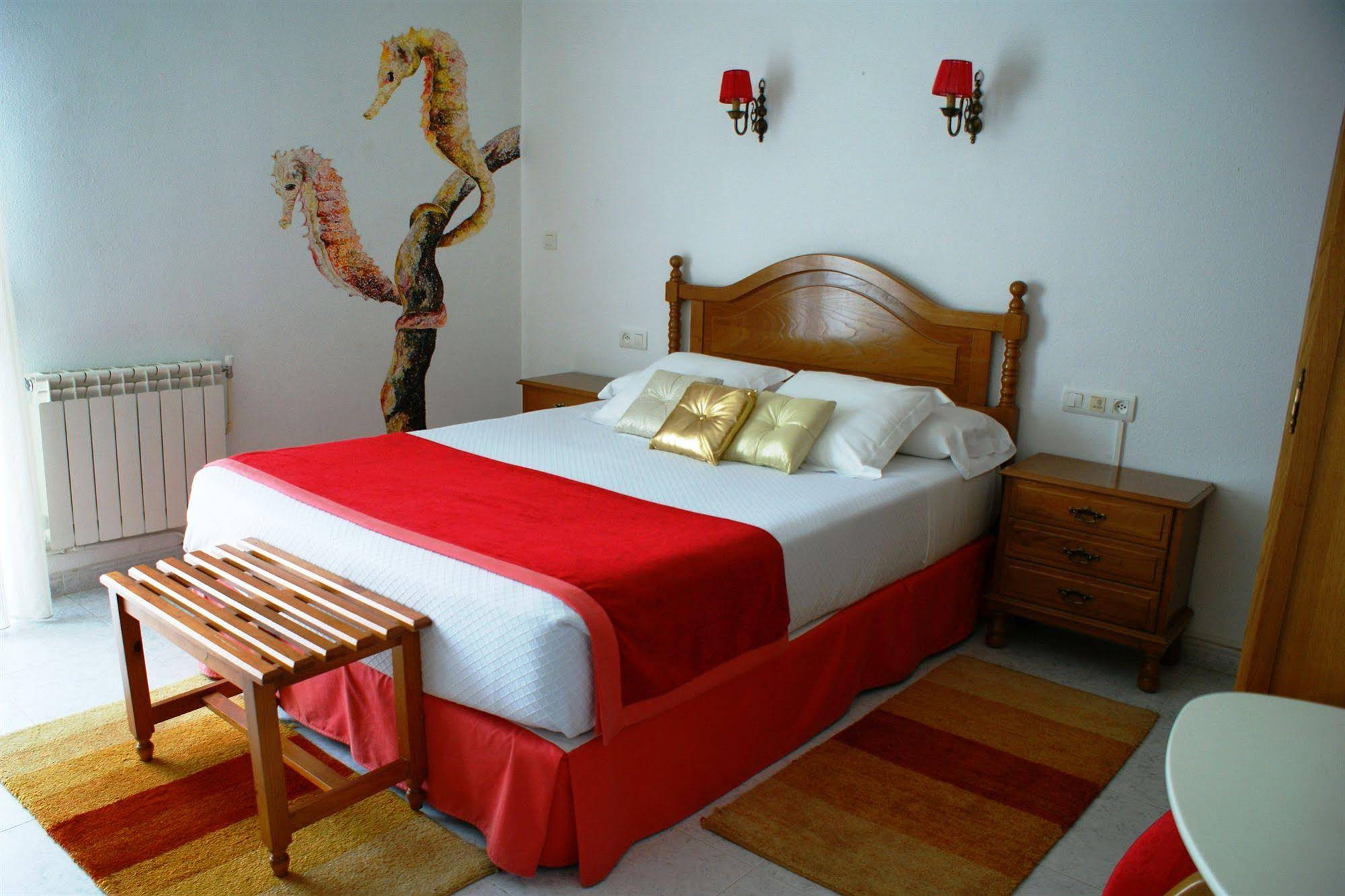 Rodeiramar 2A Hostal & Apartamentos