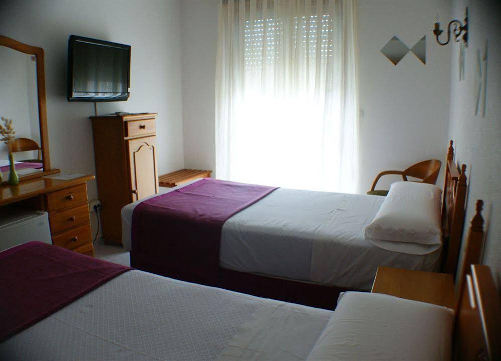 Rodeiramar 2A Hostal & Apartamentos