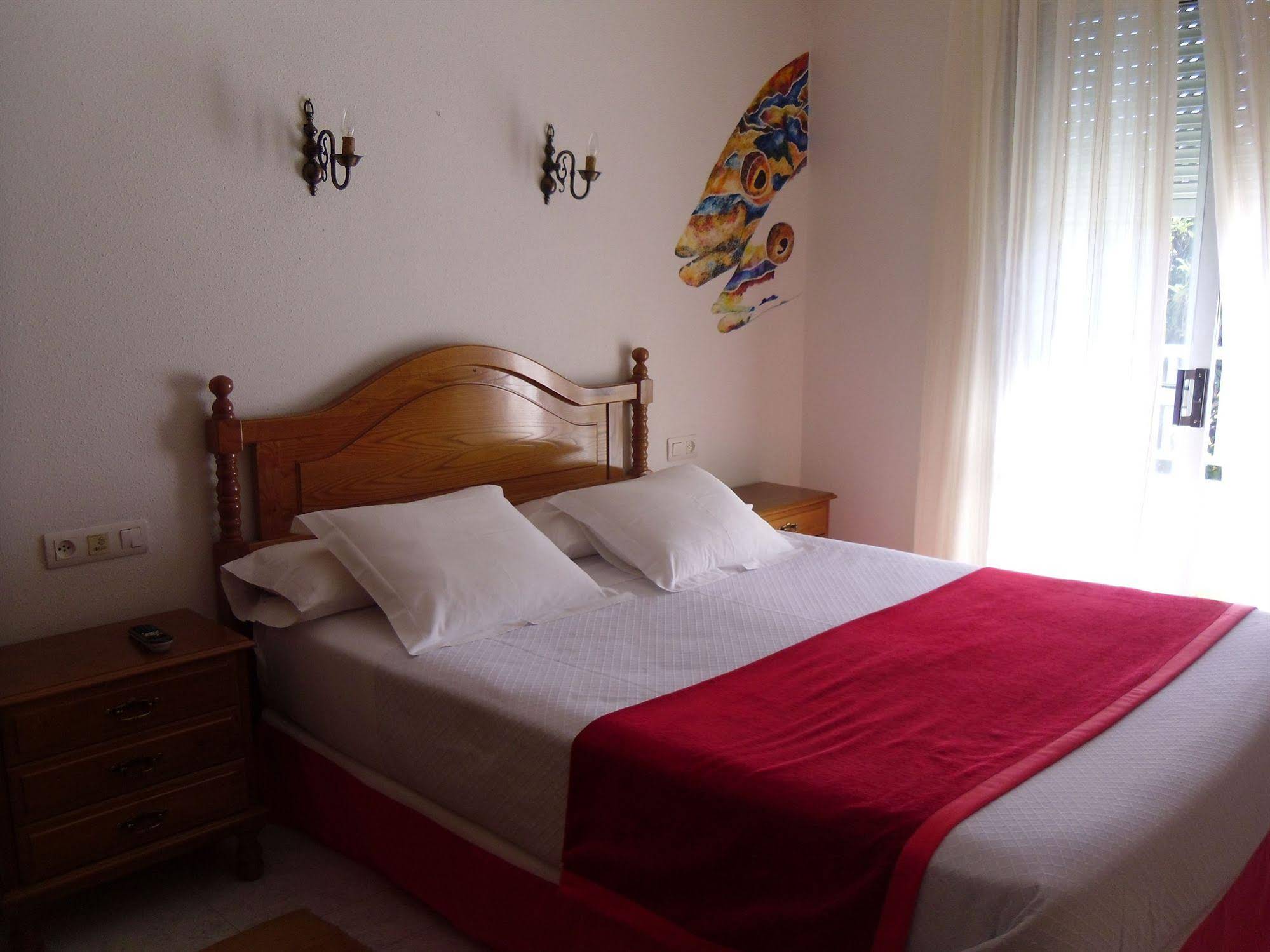Rodeiramar 2A Hostal & Apartamentos