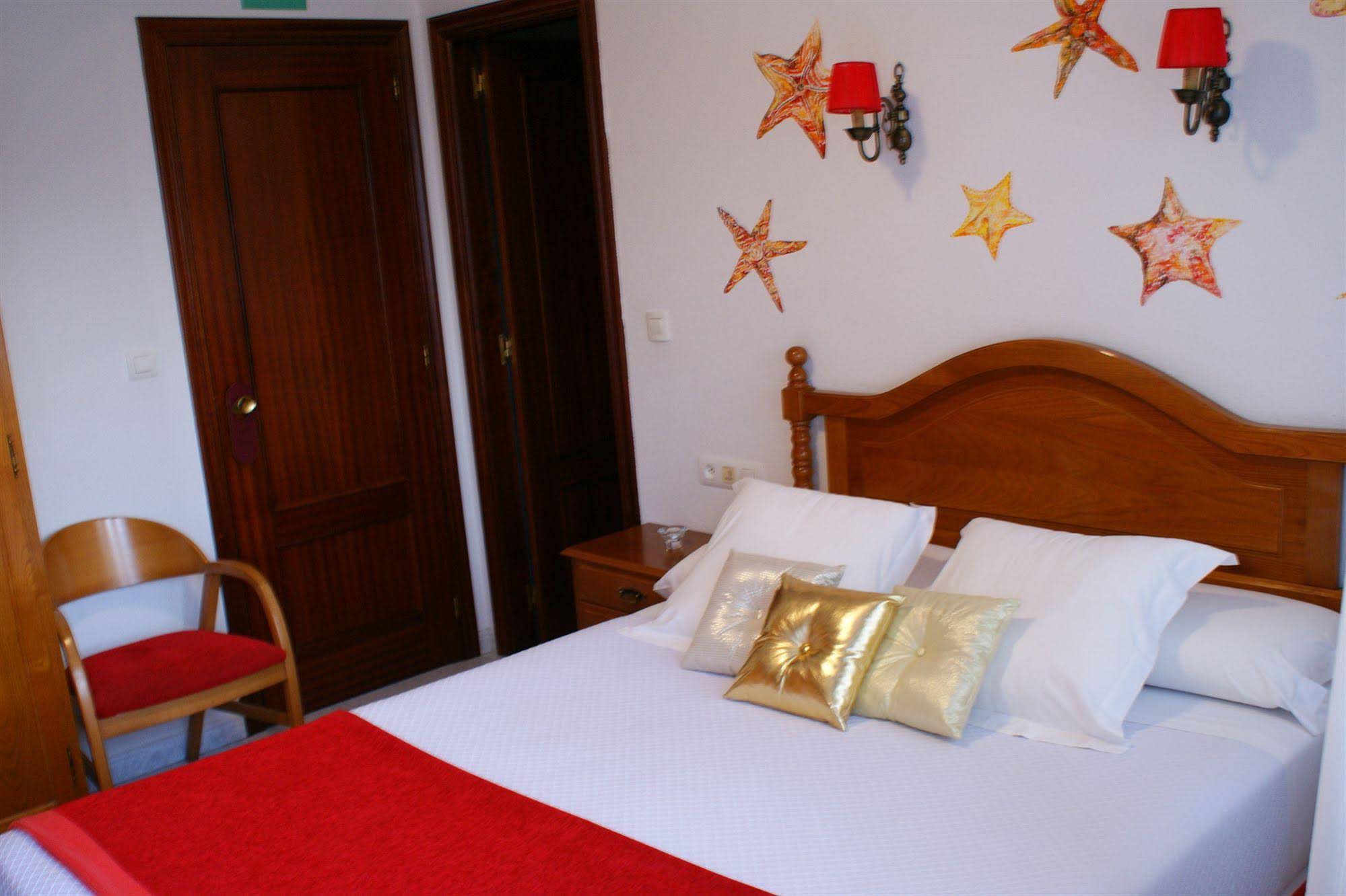 Rodeiramar 2A Hostal & Apartamentos