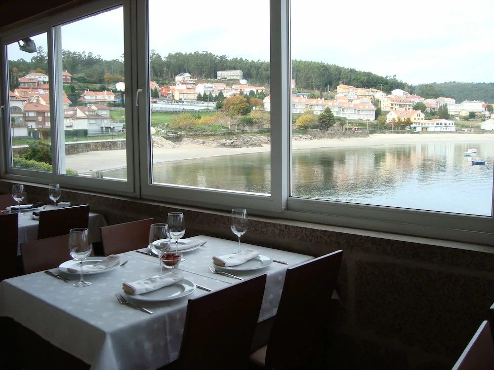 Hotel Playa de Quenxe
