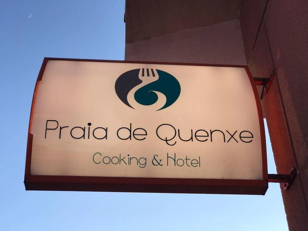 Hotel Playa de Quenxe