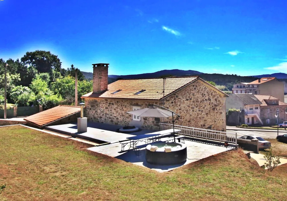 Casa Ria Do Anllons
