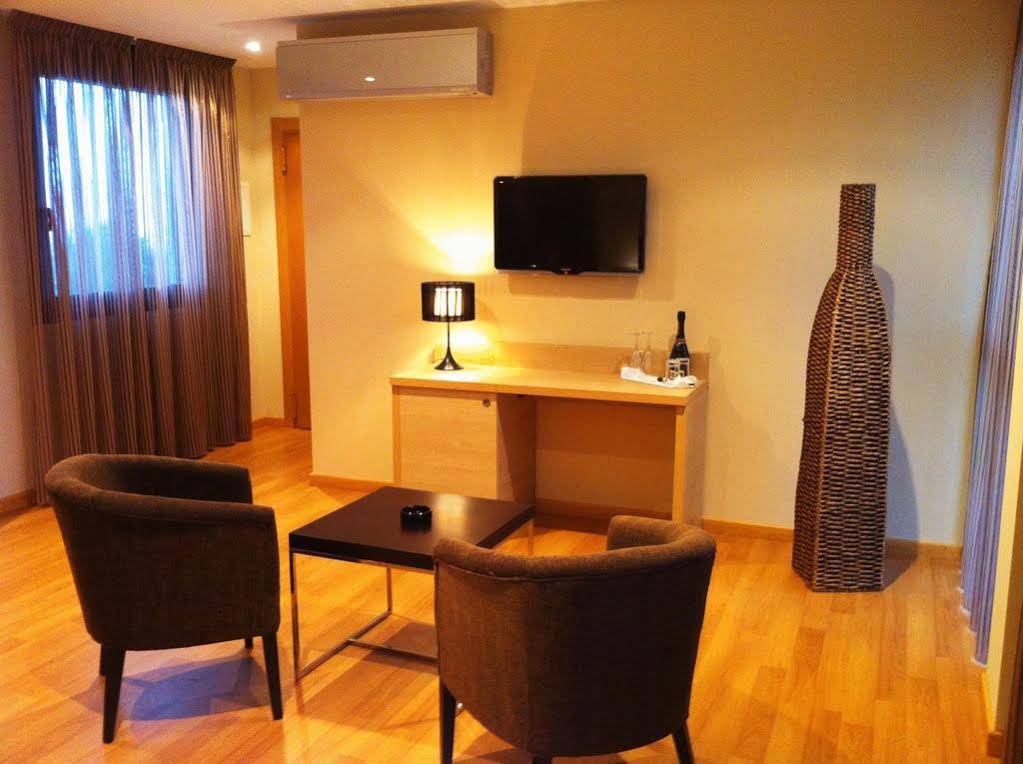 Hotel Meson de Erosa