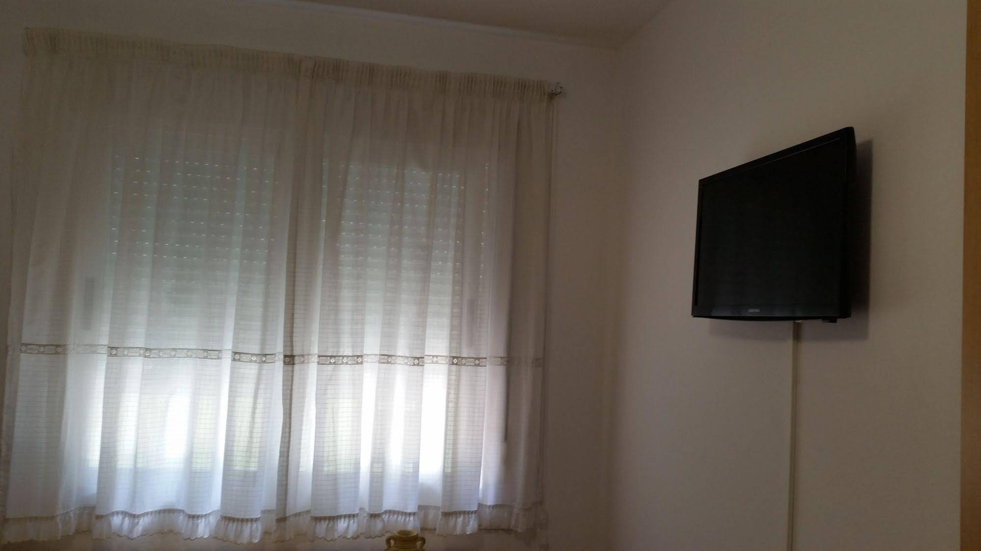 Hostal Albergue Lucus