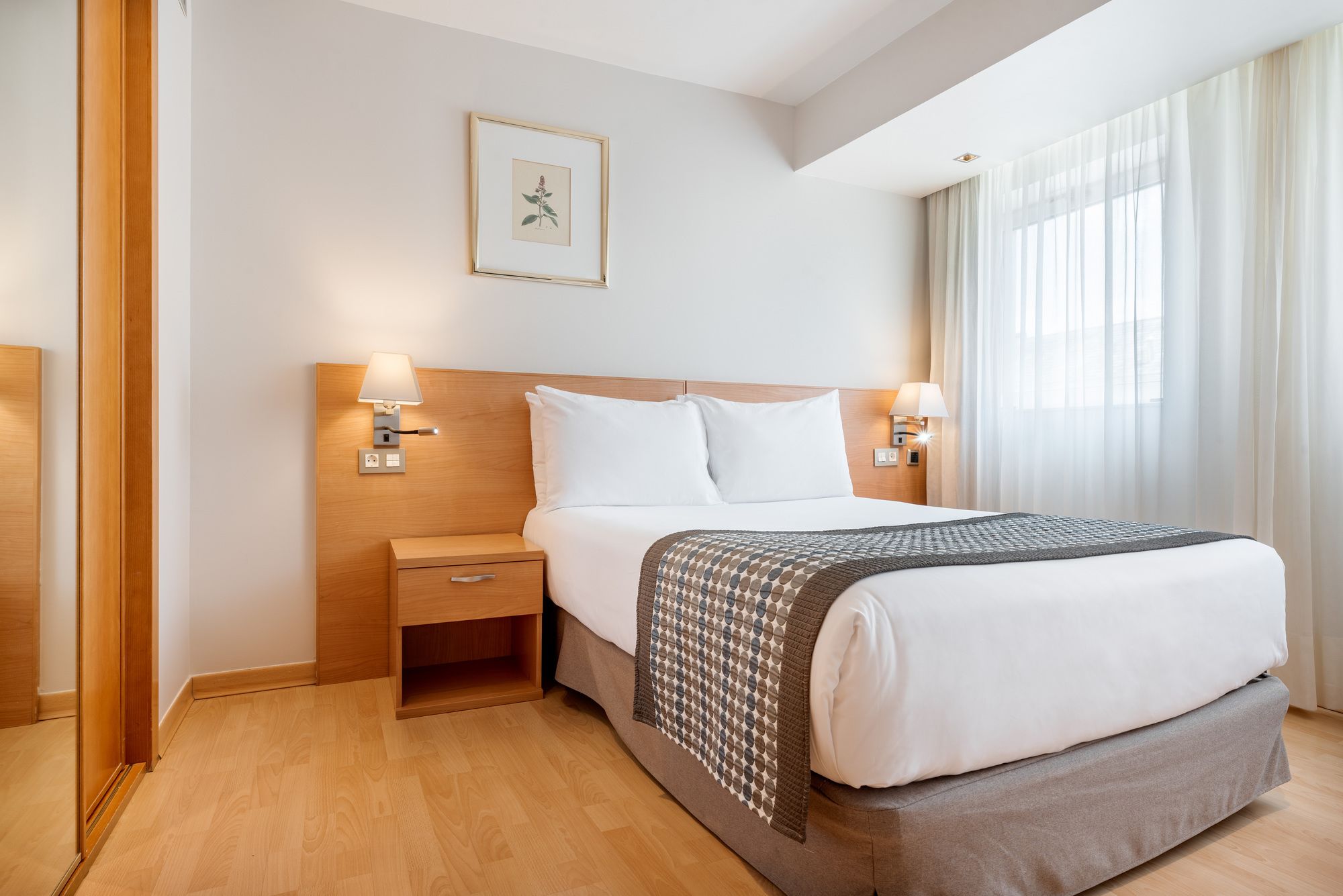 Hotel Exe Puerta De San Pedro