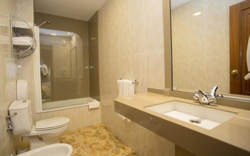 Hotel Carlos 96
