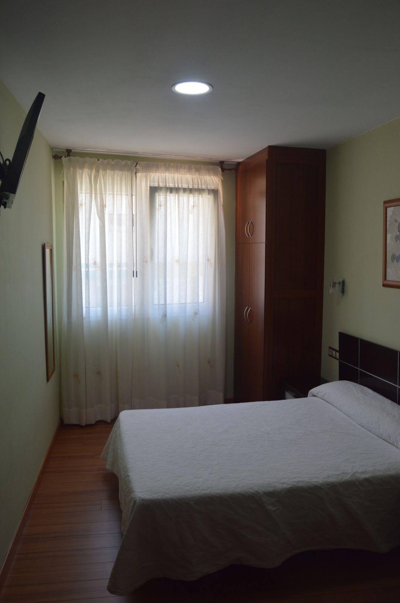Hostal Solymar