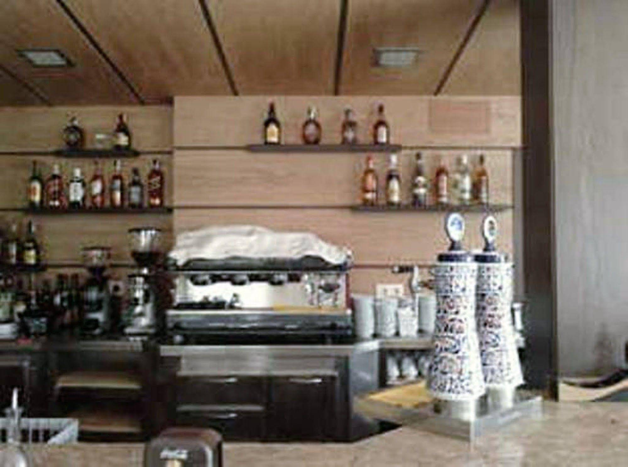 Hostal Restaurante Cobas