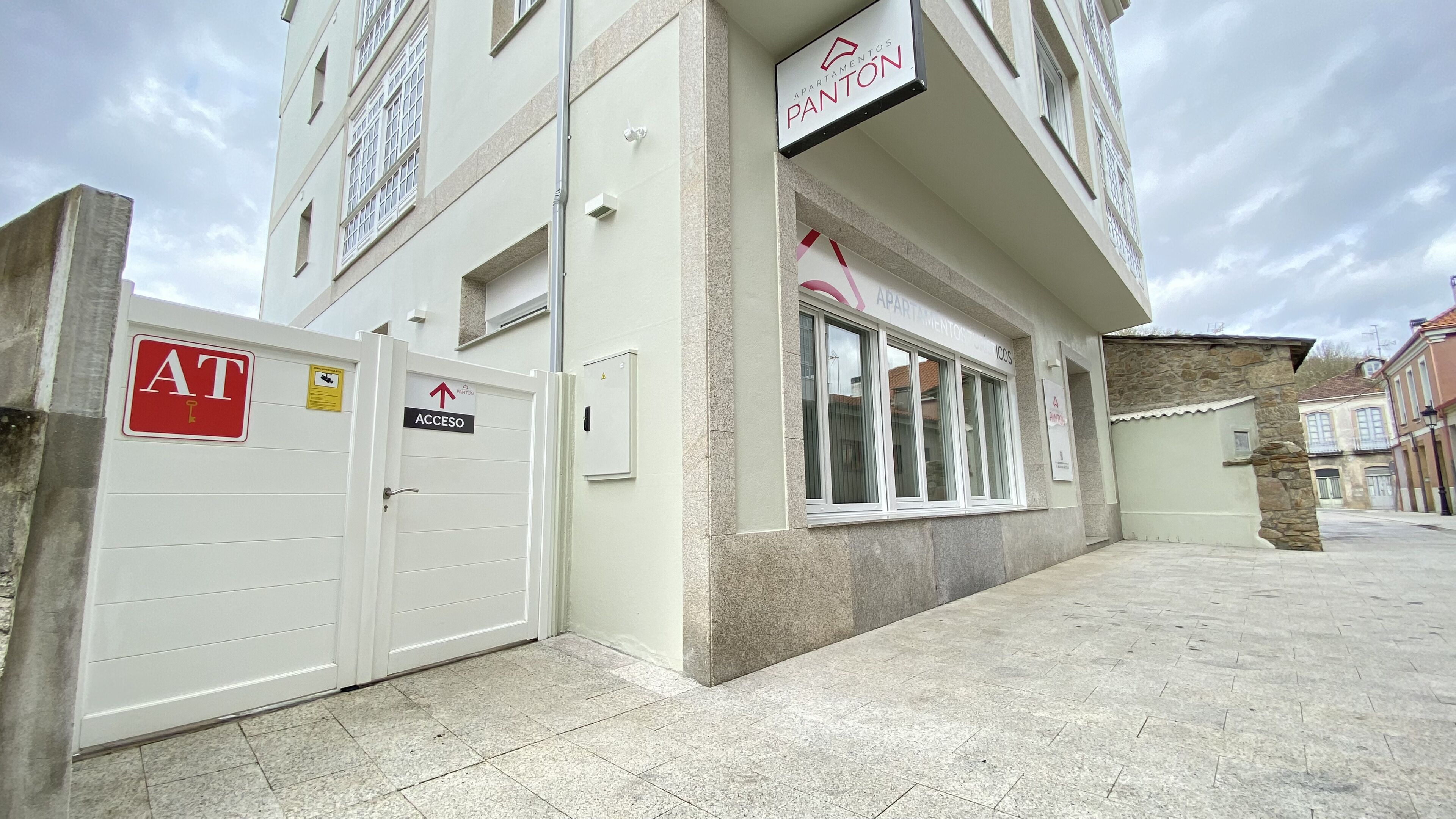 Apartamentos Panton