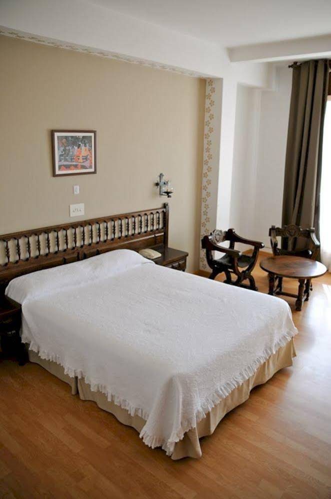 Eumesa Hotel