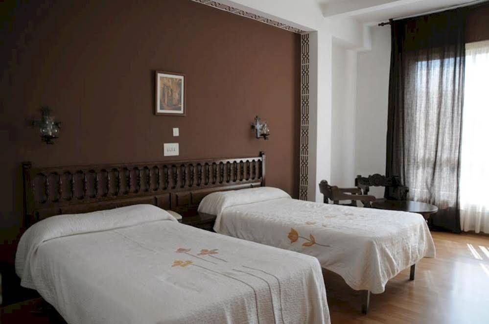 Eumesa Hotel
