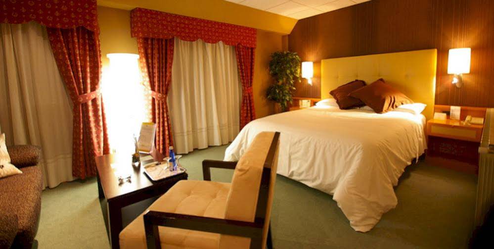 Hotel Coto Real