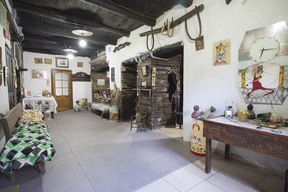 A Fonte Das Bodas Pension