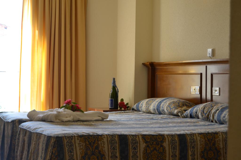 Duerming Villa De Sarria by Oca Hotels
