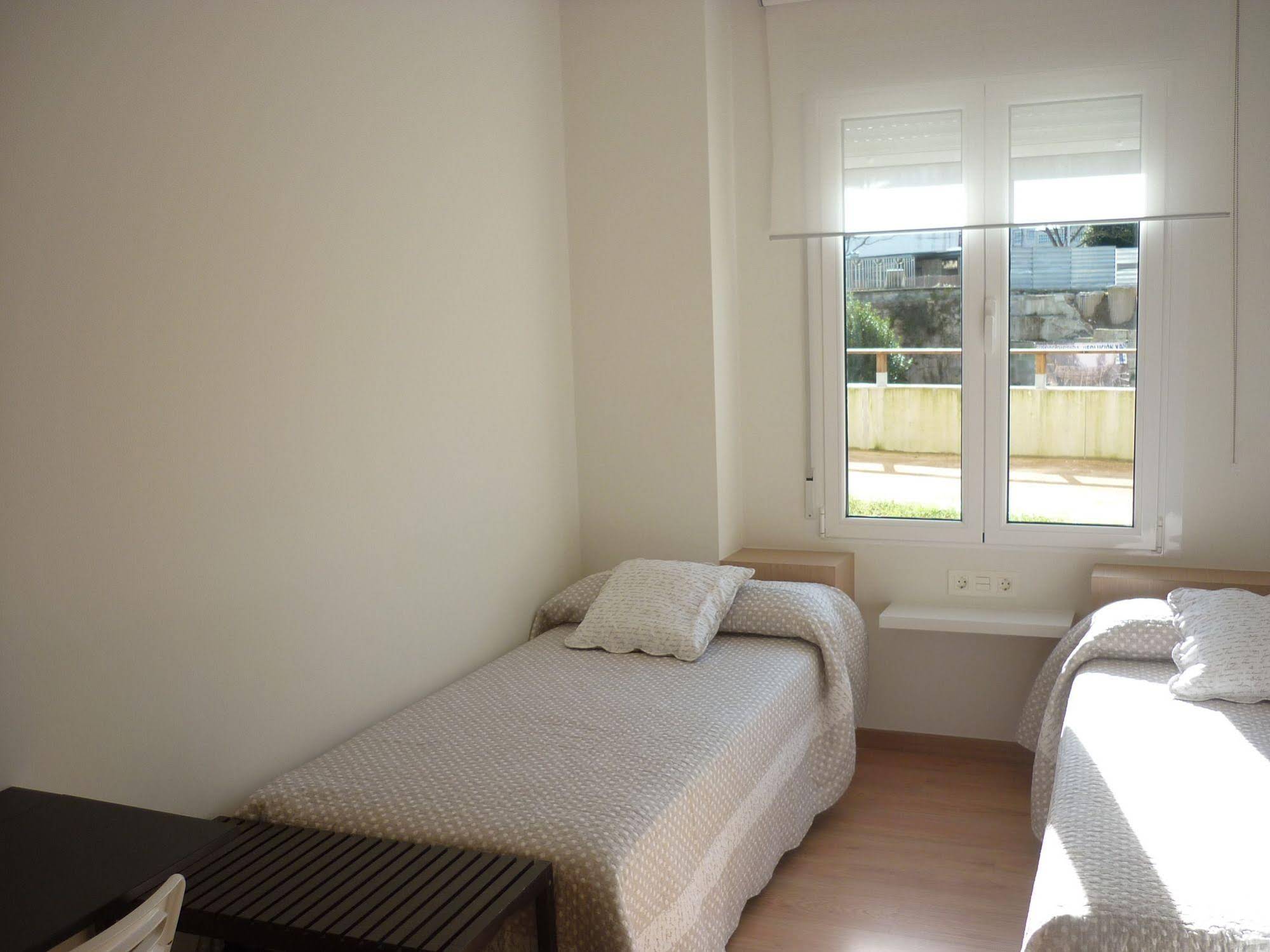 Pensión Albergue Puente Ribeira