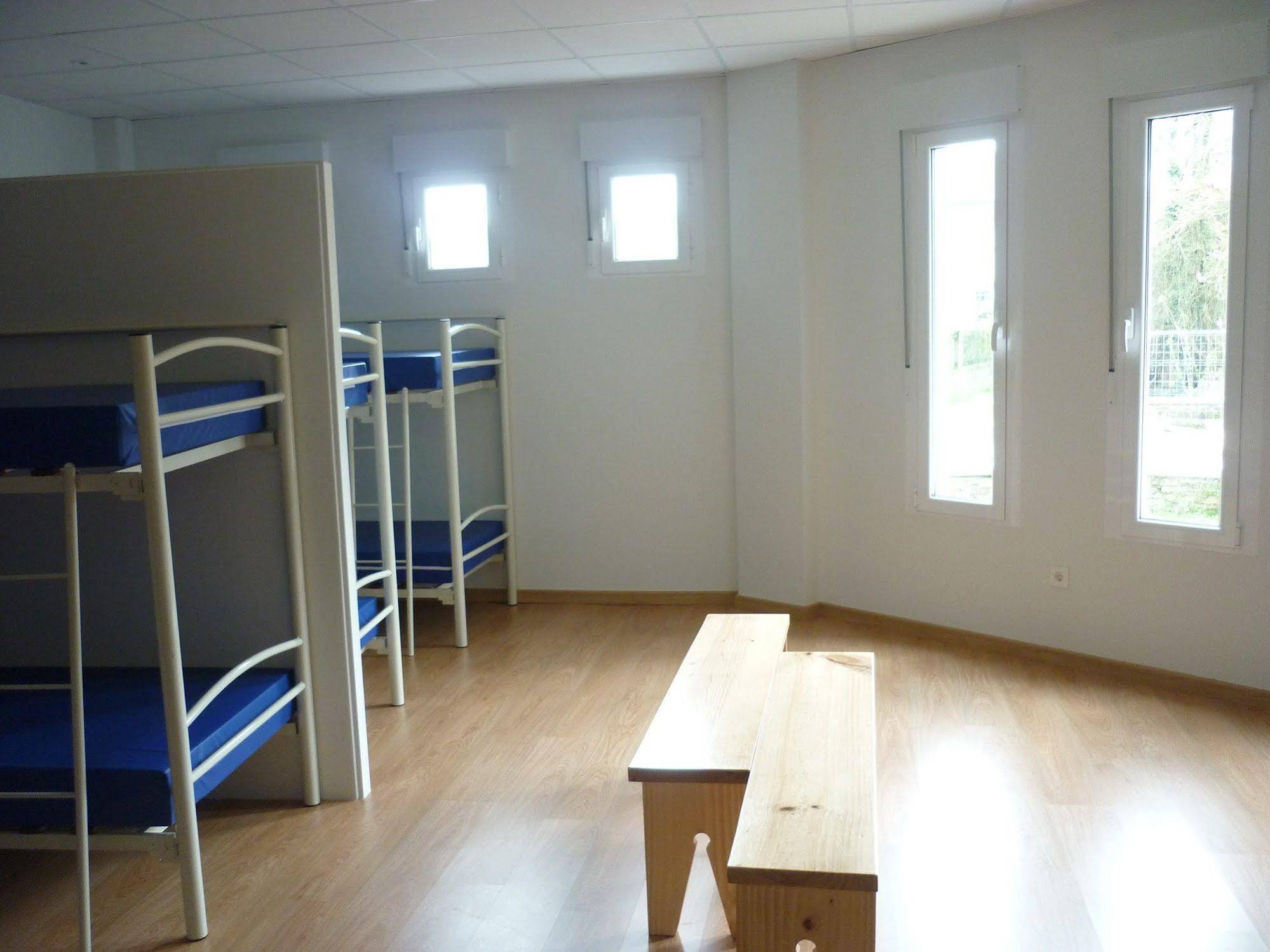 Pensión Albergue Puente Ribeira