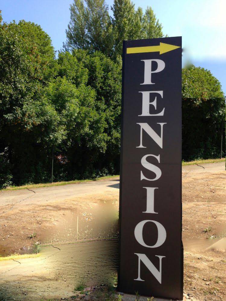 Pensión Blasones
