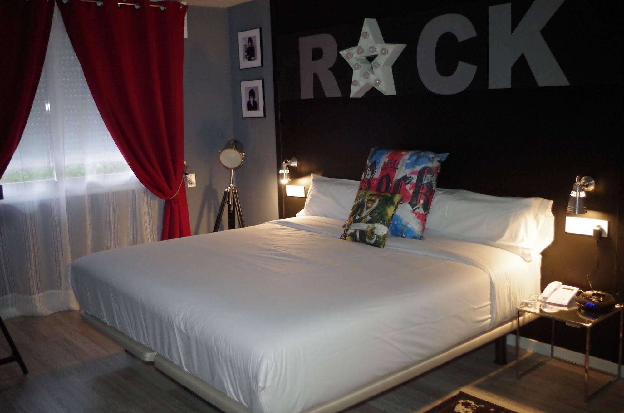 Rock Star Hotel