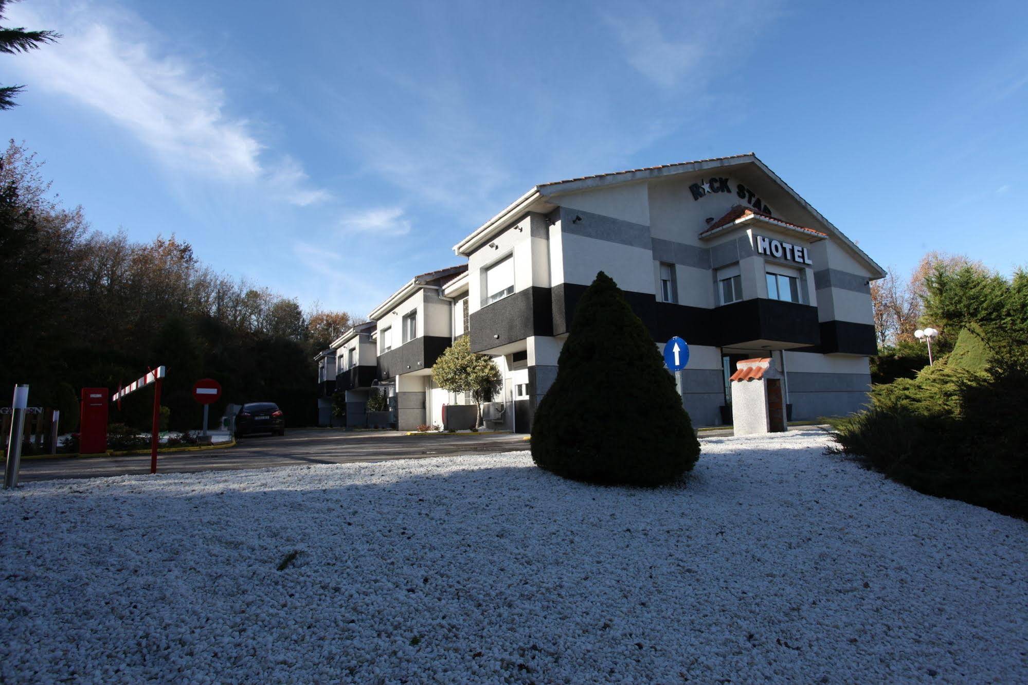 Rock Star Hotel