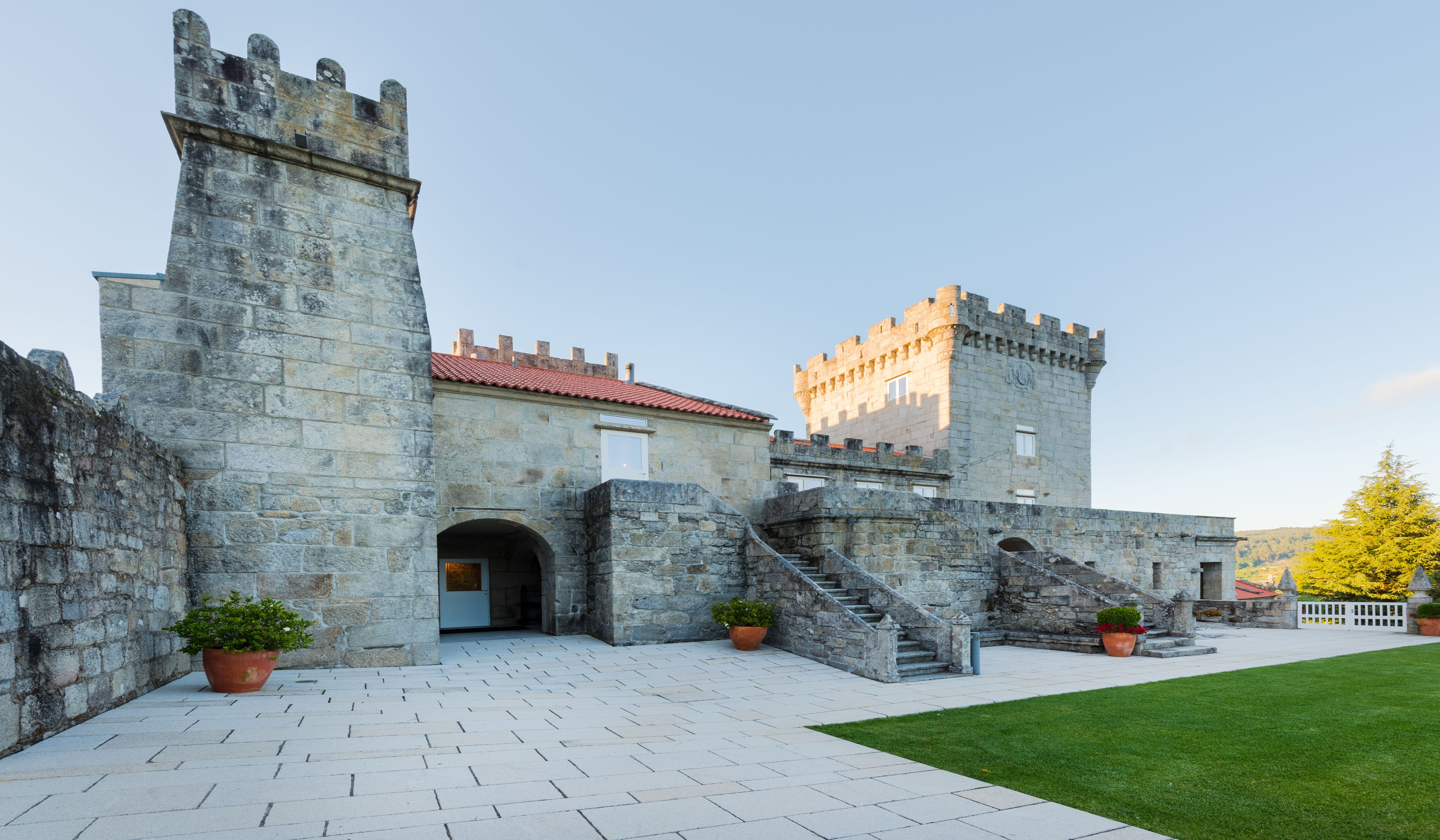 Torre de Tebra