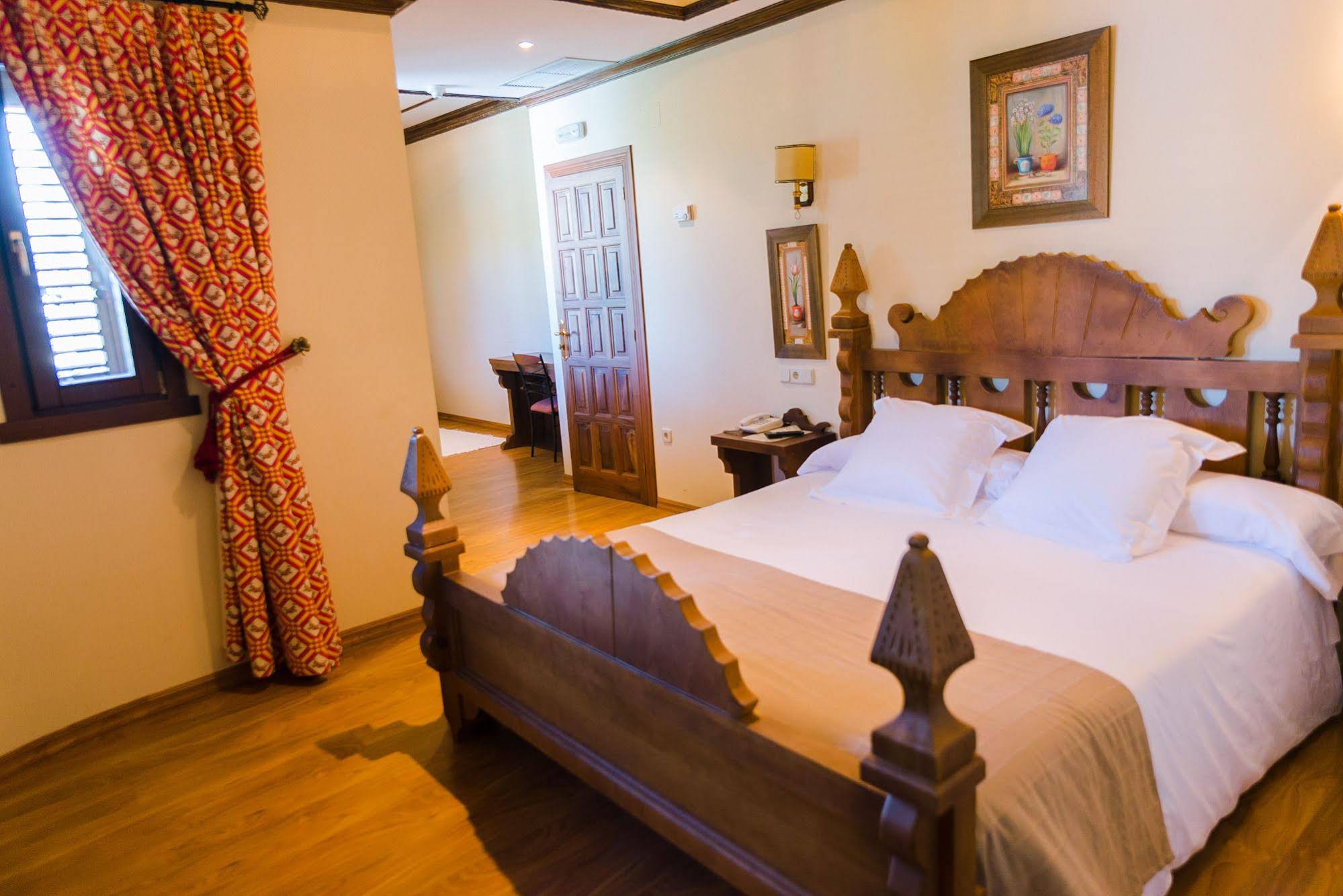 Complejo Hostelero Paladium