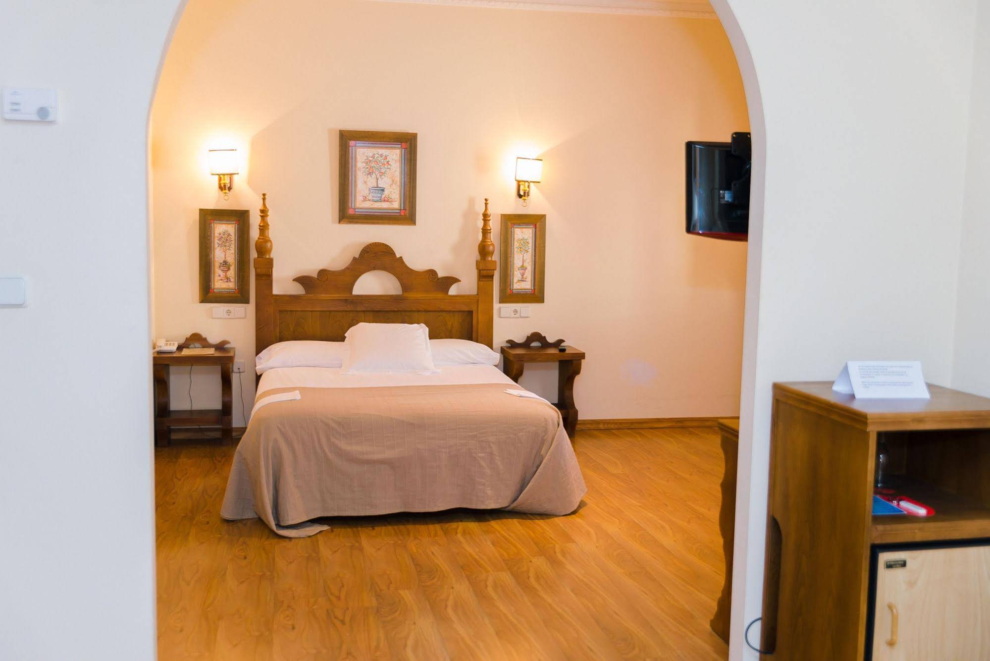 Complejo Hostelero Paladium