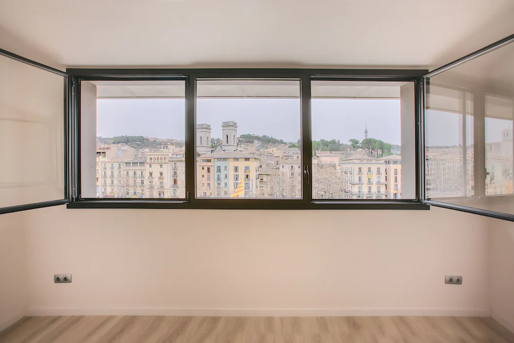 Flateli Exclusivos Placa Catalunya
