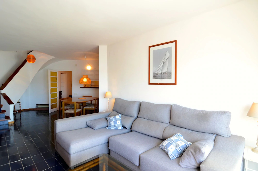 Apartamentos Passeig Del Mar