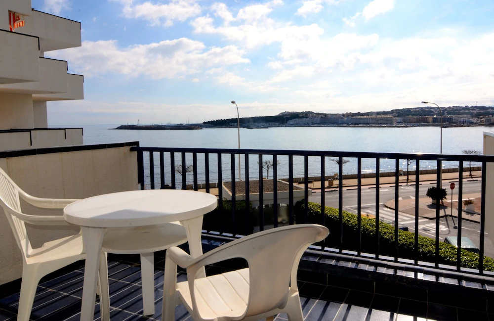 Apartamentos Passeig Del Mar