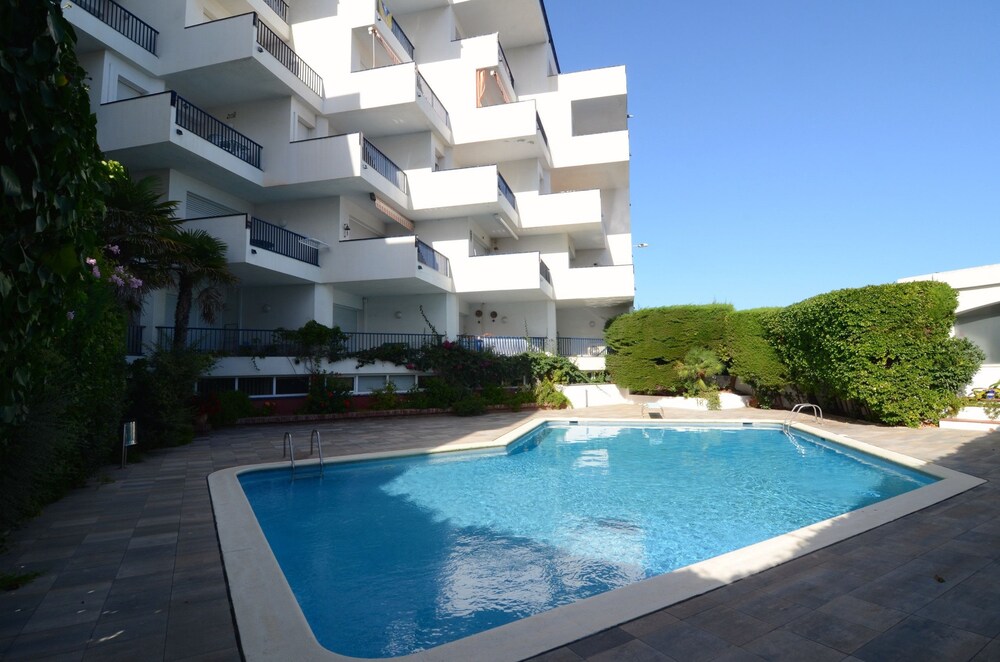 Apartamentos Passeig Del Mar