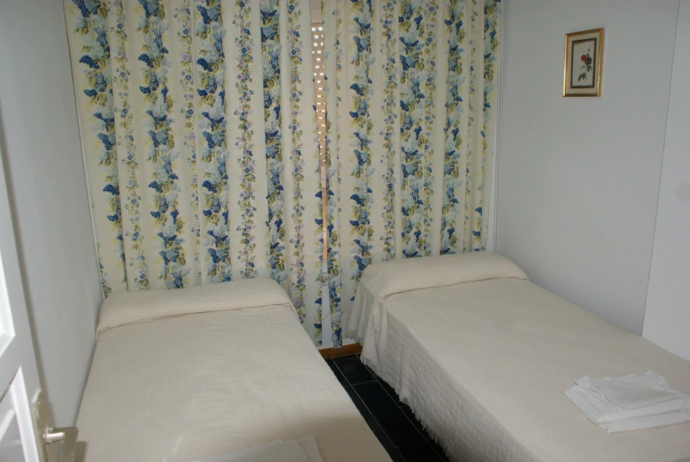 Apartamentos Passeig Del Mar