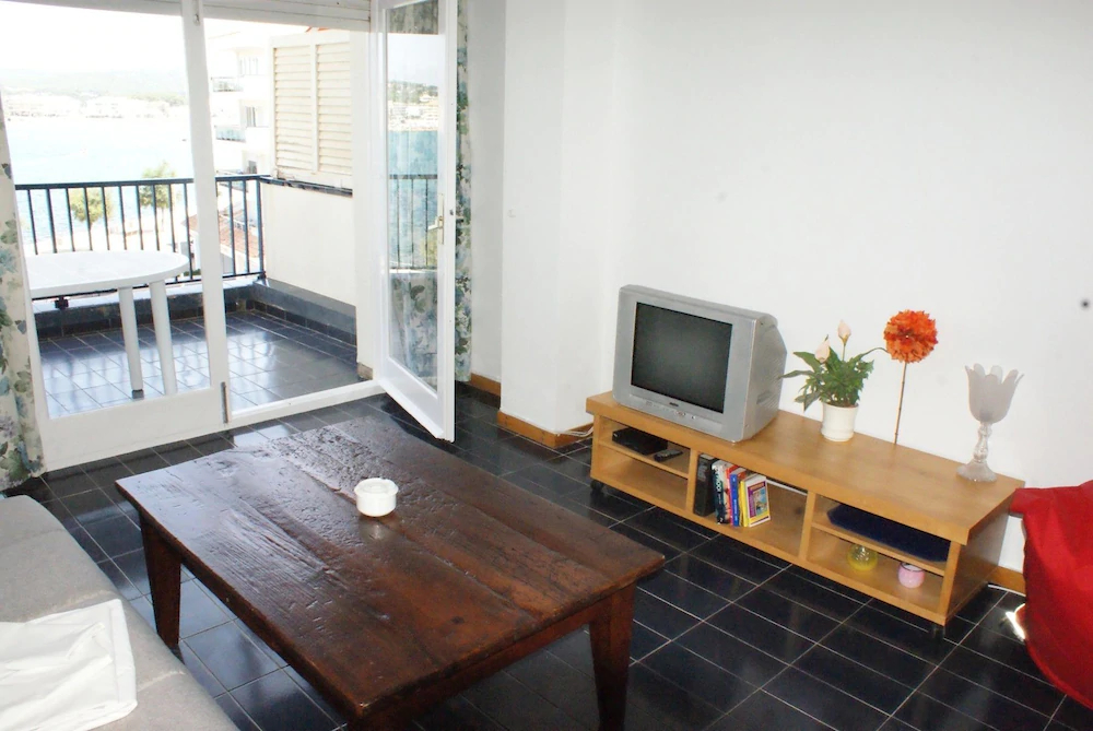 Apartamentos Passeig Del Mar