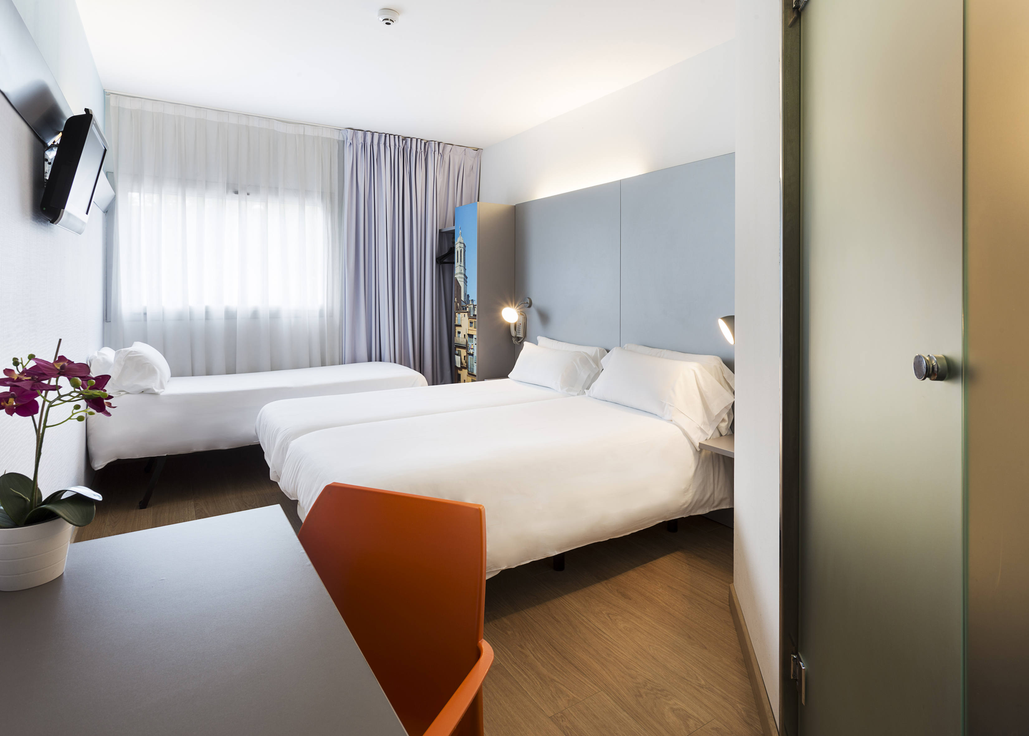 B&B Hotel Girona 2