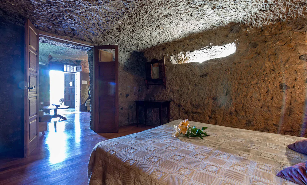 Casa Cueva Las Margaritas