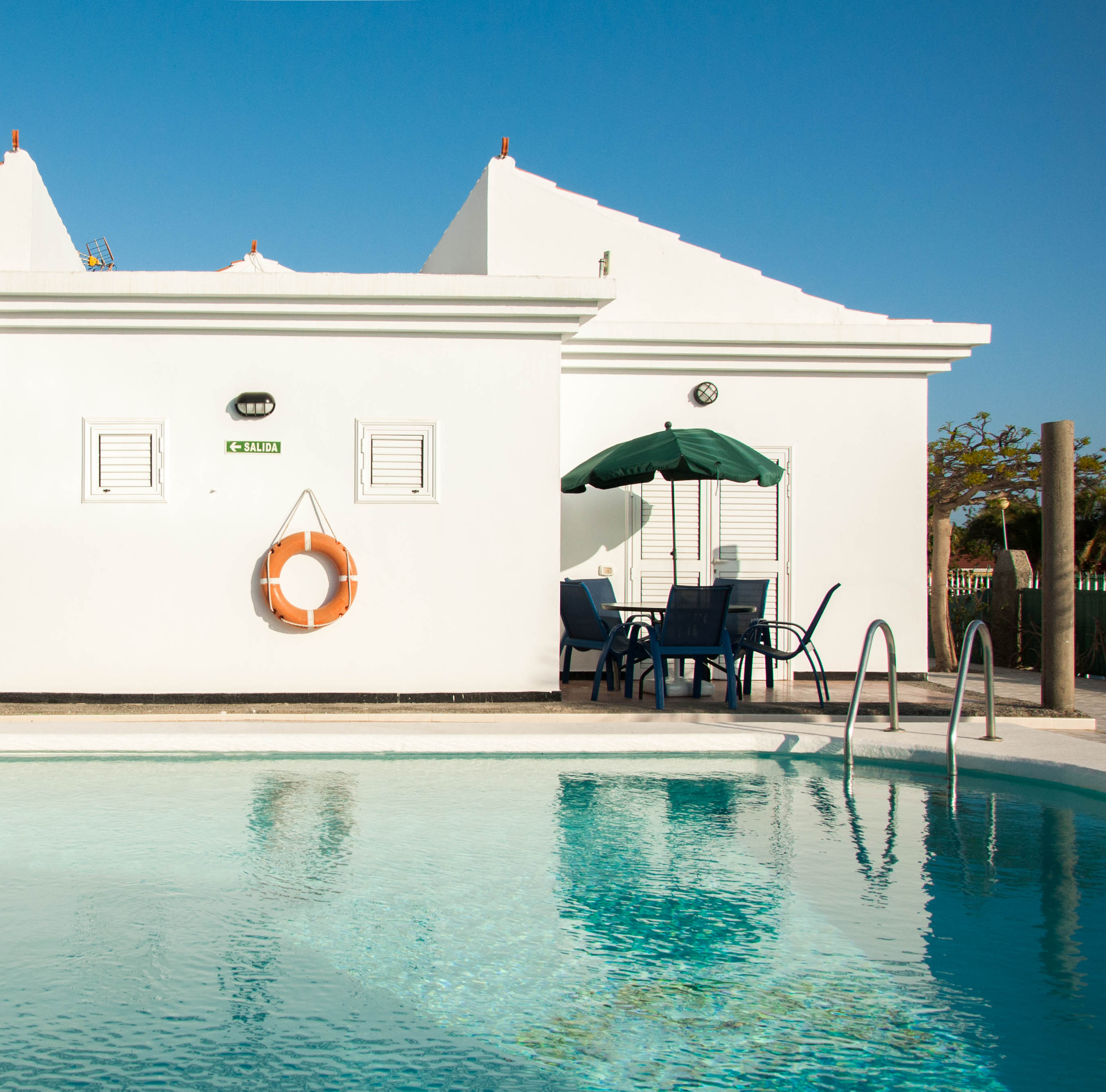 Las Almenas Bungalows